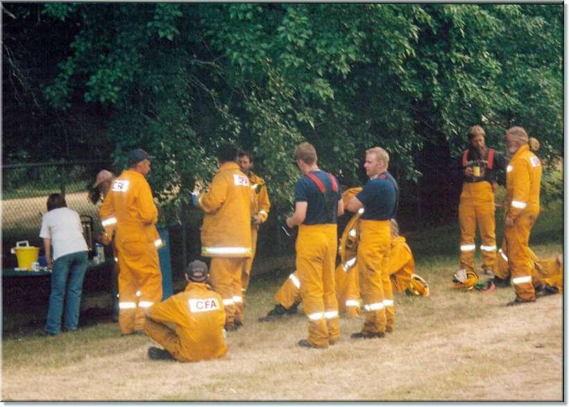 Fire_engines001.jpg