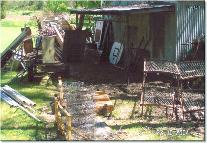 Clean Up  Oct 2004.jpg