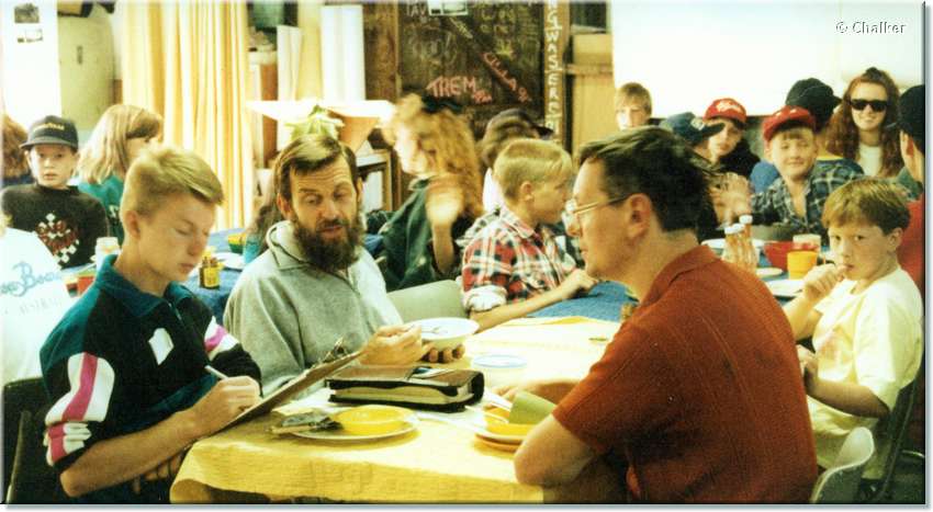 JuniorCamp_campers_1991_004.jpg